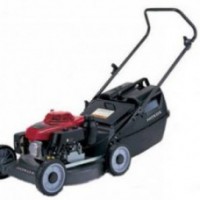 Máy cắt cỏ Honda HRU216M2